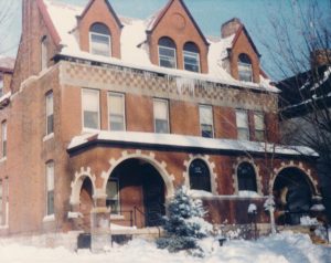 1982 - 399 Ashland Ave. St. Paul, MN. I lived in Apt 6, which was on the second floor facing the back alley.